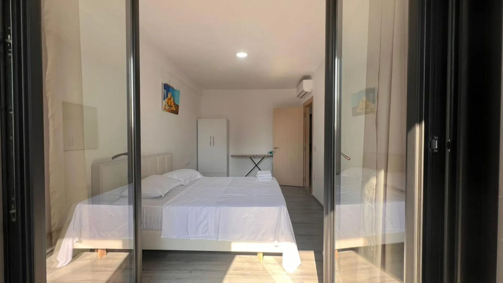 Kalpazo Home Tirana 21 Albanien