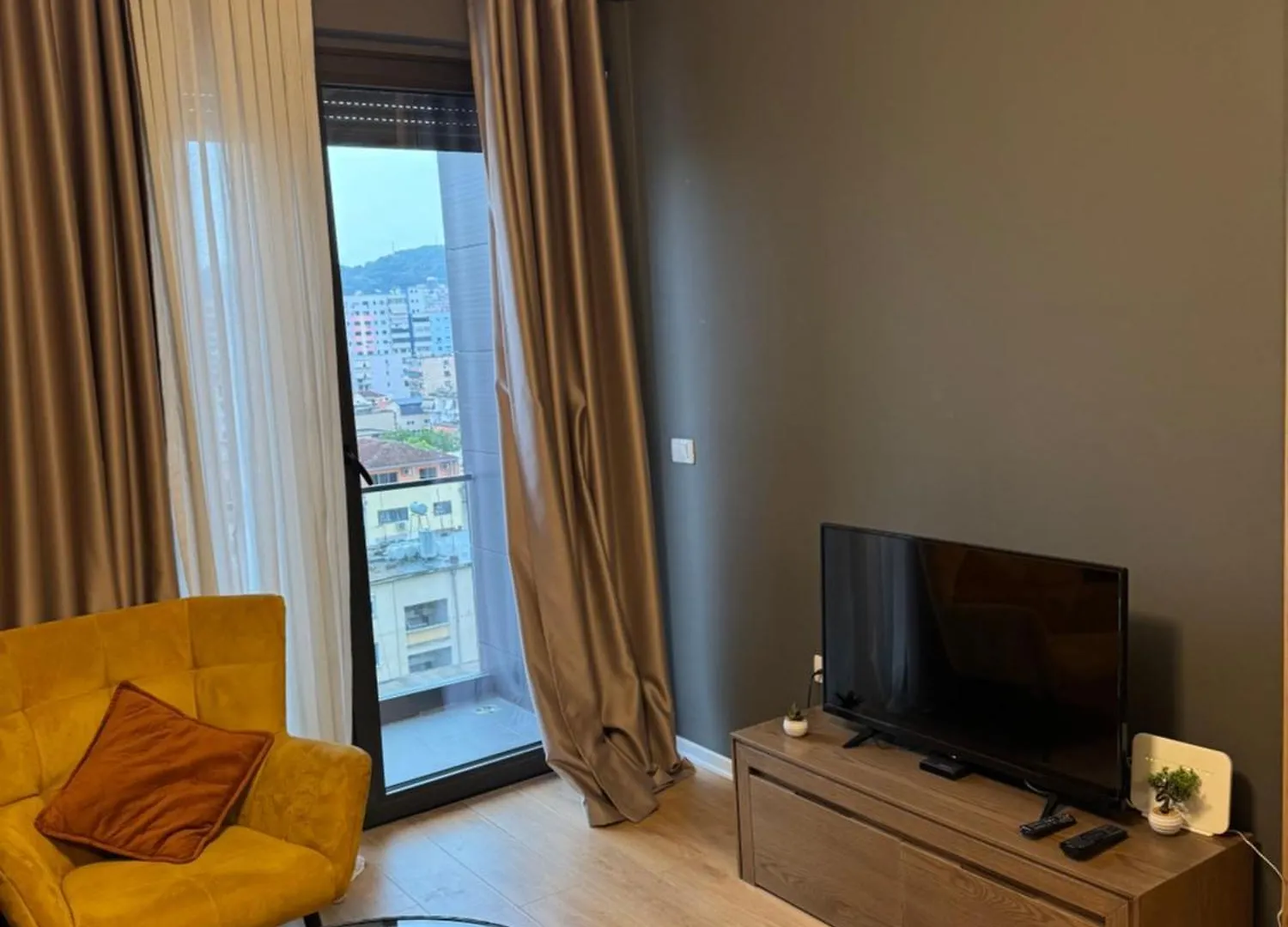 Kalpazo Home Tirana 21 Albania