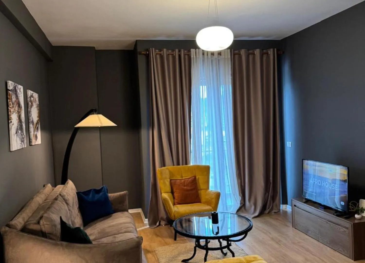 Kalpazo Home Tirana 21 0*,  Albania